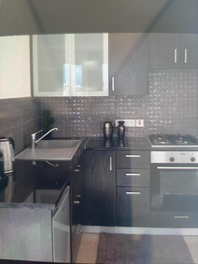 Iris Village Apartment *