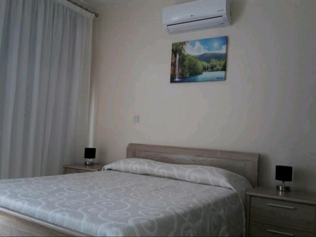 Iris Village Apartment *
